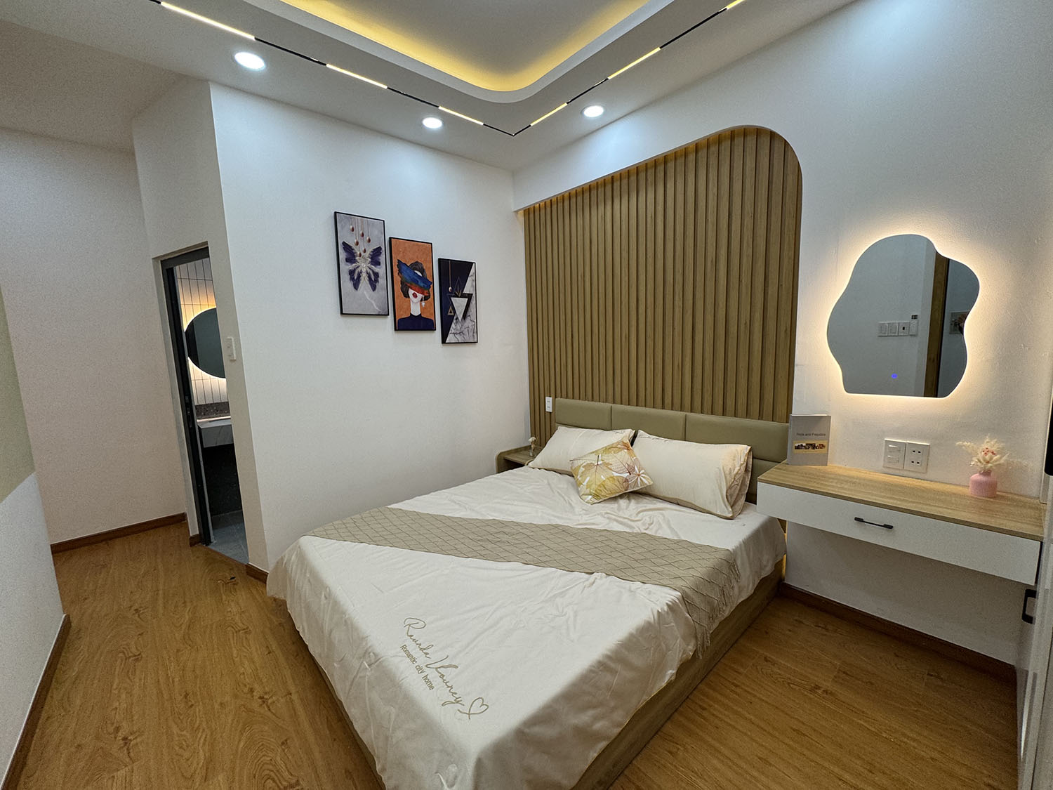 Lửng+1 lầu 4,2x12=50m2 có phòng master tầng trệt cho người lờn full nội thất khu vip Nguyễn Văn Đậu